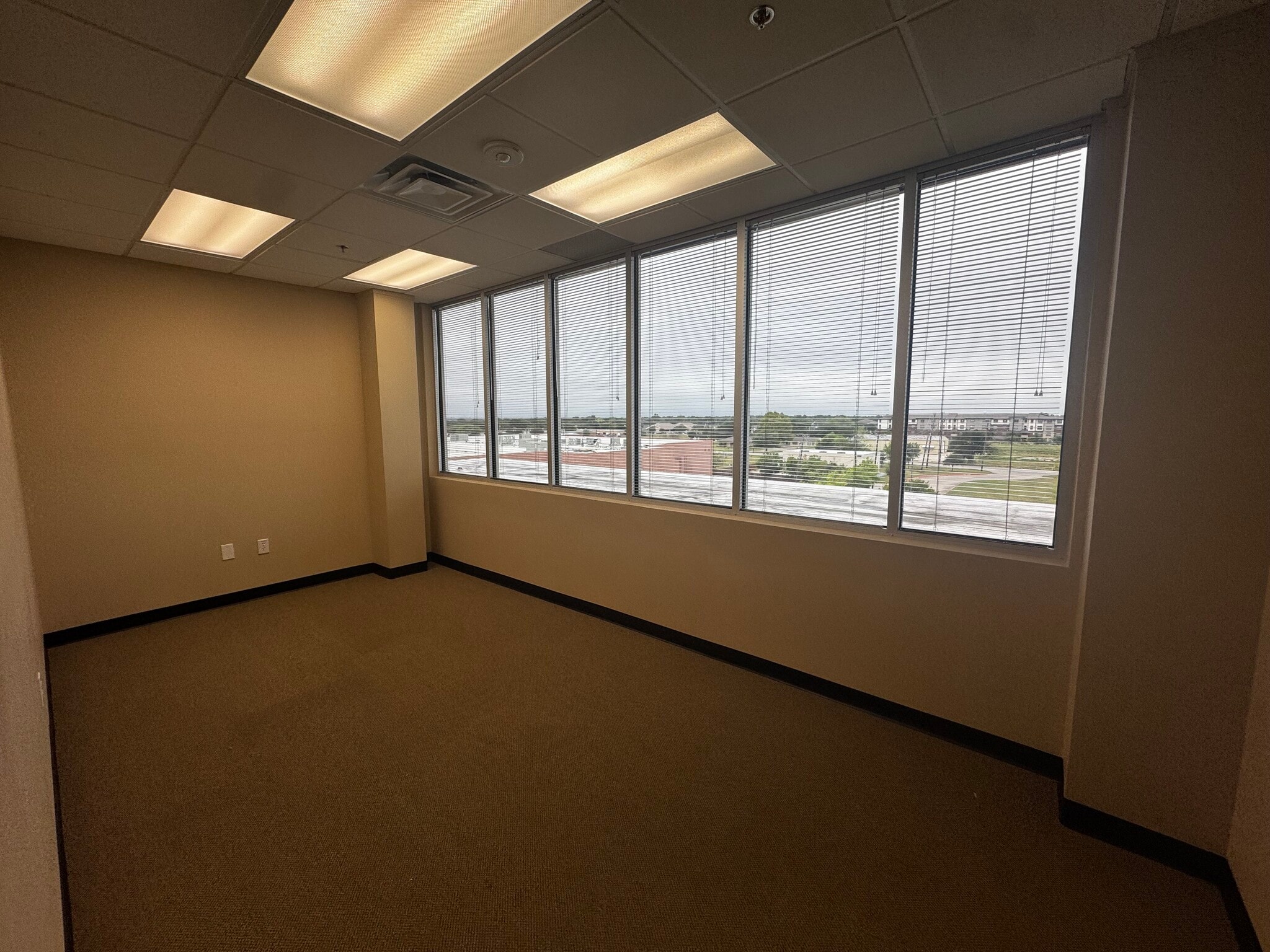 3705 Lakeview Pkwy, Rowlett, TX à louer Photo intérieure– Image 1 sur 3