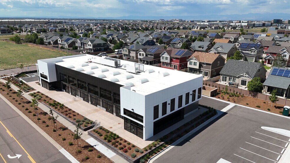 4615 Yampa St, Denver, CO à vendre - Vidéo sur l’annonce professionnelle – Image 2 sur 19