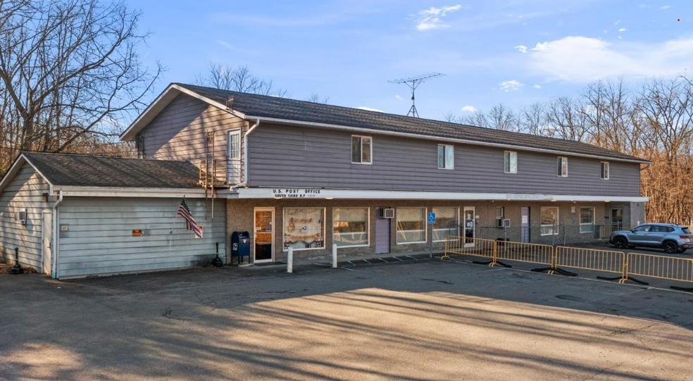 2395 Route 23b, South Cairo, NY à vendre - Photo principale – Image 1 sur 48