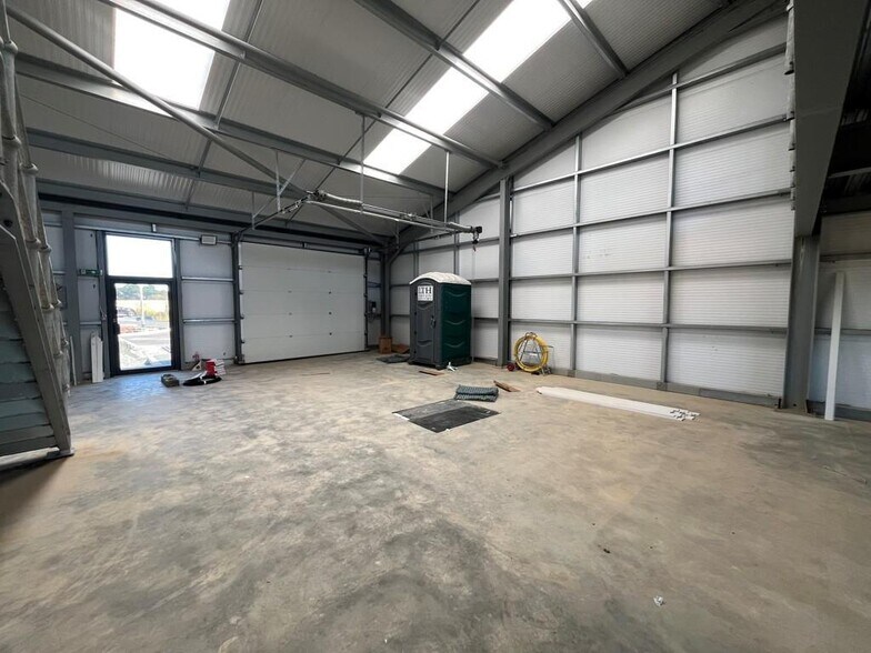 Colchester Rd, Heybridge à vendre - Photo de l’immeuble – Image 2 sur 12