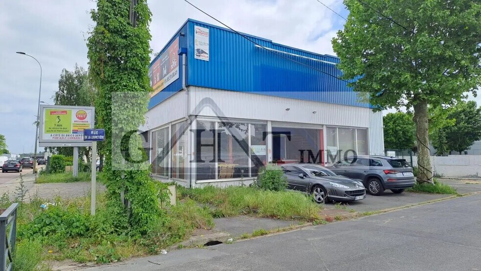 Local commercial dans Pontault-Combault à louer - Photo de l’immeuble – Image 2 sur 13
