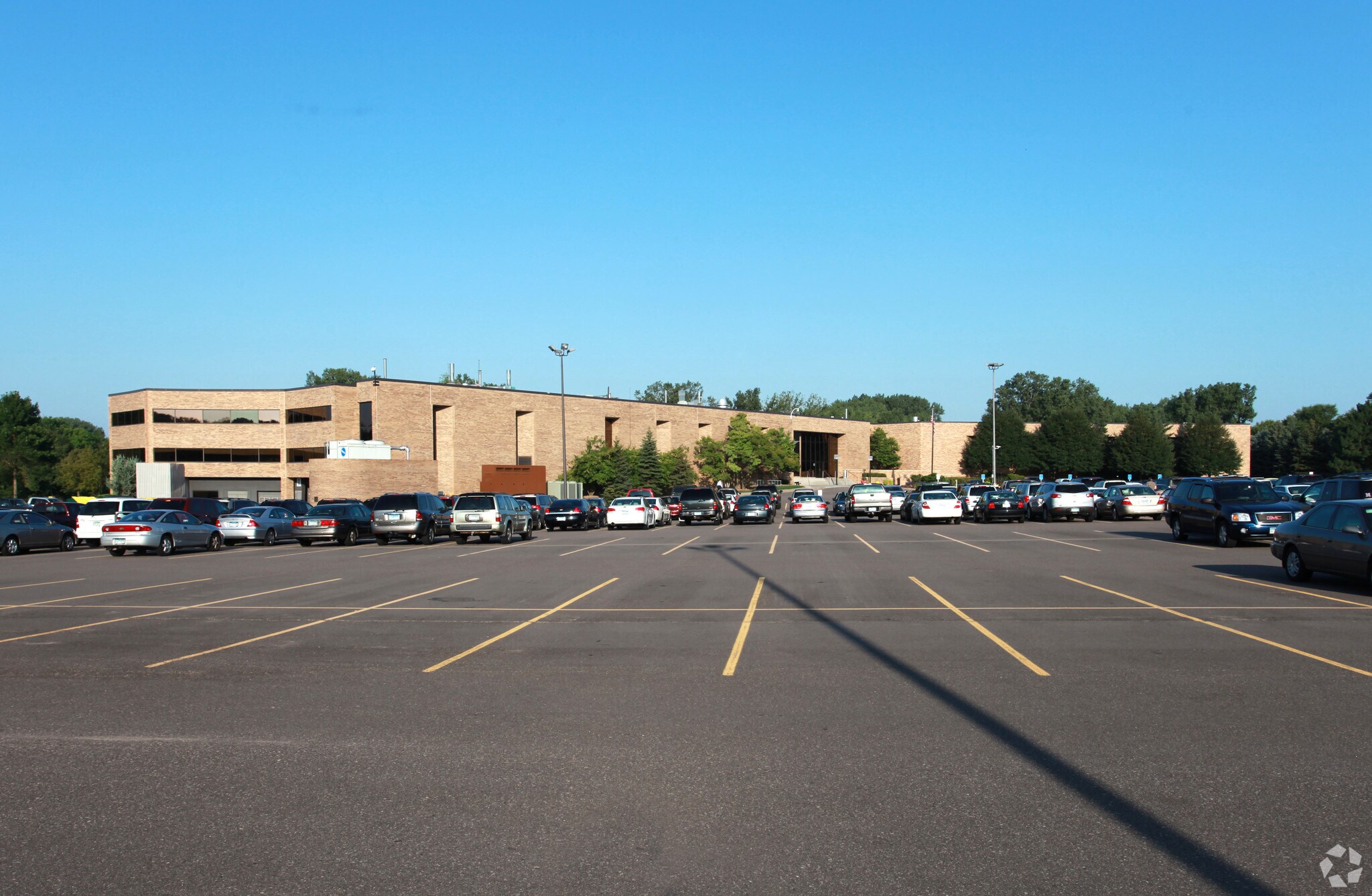800 NE 53rd Ave, Columbia Heights, MN à vendre Photo principale– Image 1 sur 3