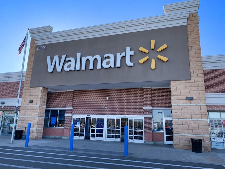 2300-2320 Dixwell Ave, Hamden, CT à louer - Photo de l’immeuble – Image 2 sur 11