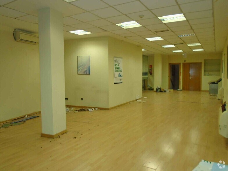 Immeuble residentiel dans San Sebastián de los Reyes, Madrid à vendre - Photo intérieure – Image 1 sur 1