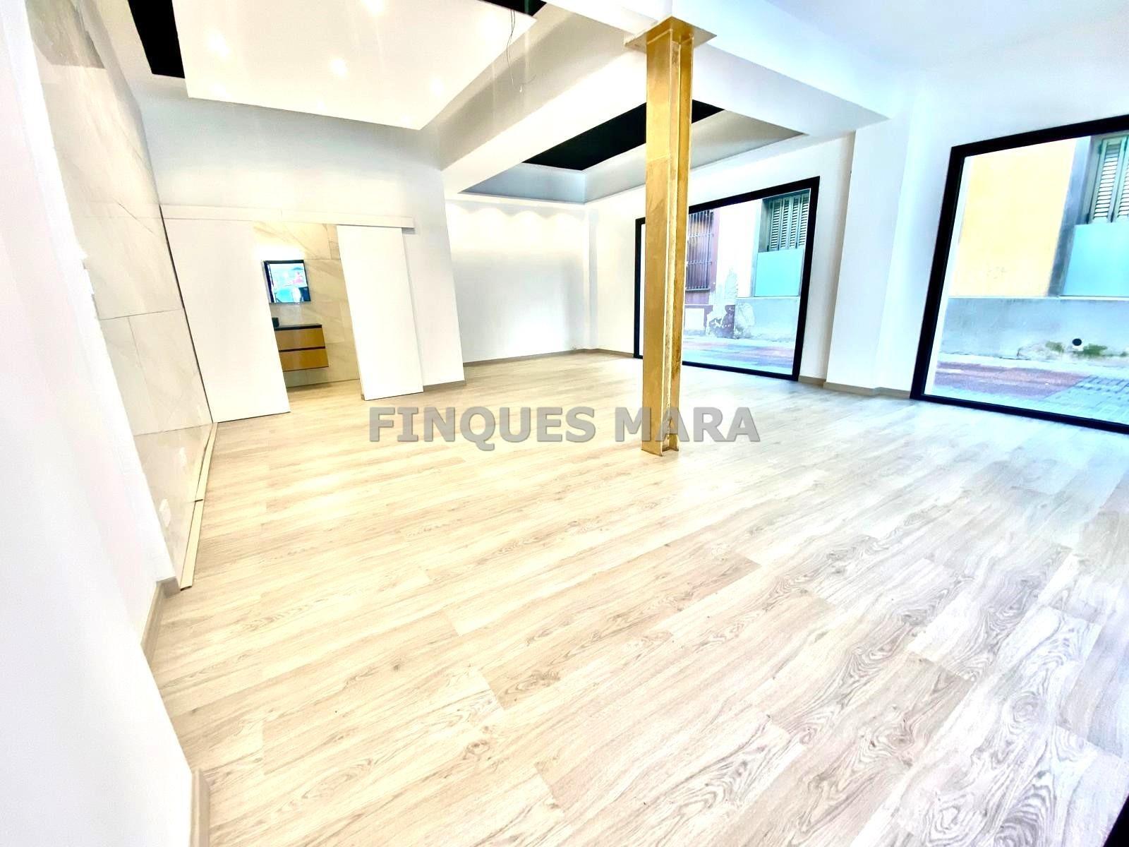 Local commercial dans Sant Boi de Llobregat, Barcelona à louer Plan d’étage– Image 1 sur 6