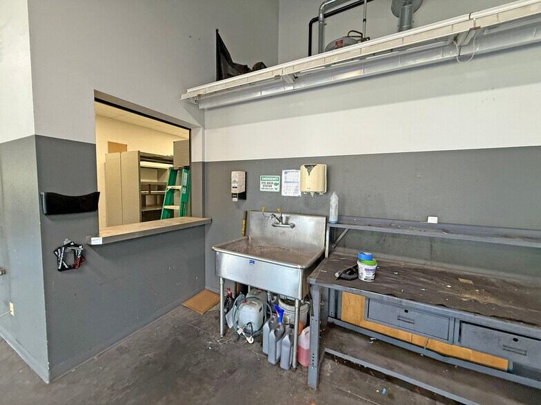 800 American Way, Windsor, CA à vendre - Photo intérieure – Image 3 sur 30