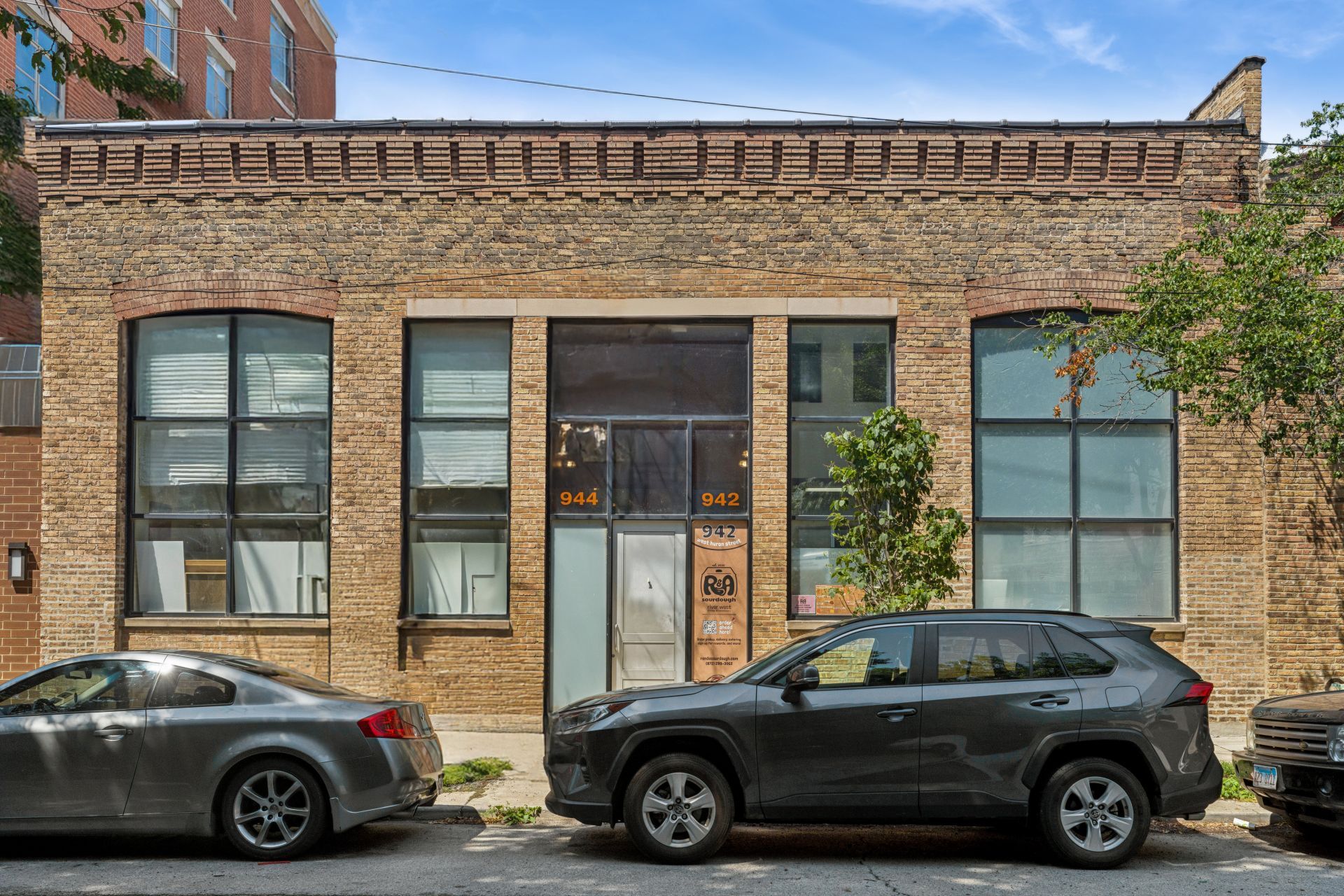 942-944 W Huron St, Chicago, IL à vendre Photo de l’immeuble– Image 1 sur 52