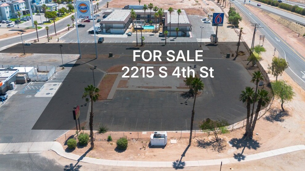 2215 S 4th St, El Centro, CA à vendre Aérien– Image 1 sur 6