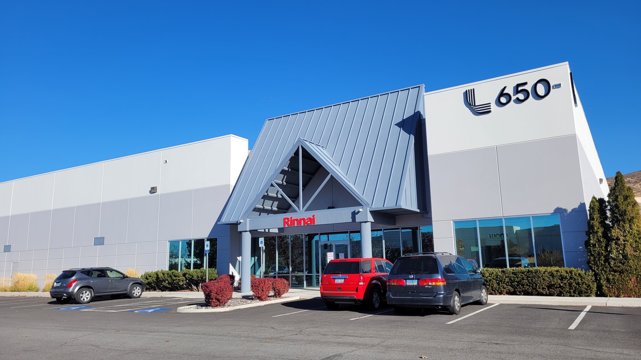 650 Vista Blvd, Sparks, NV à louer Photo de l’immeuble– Image 1 sur 1