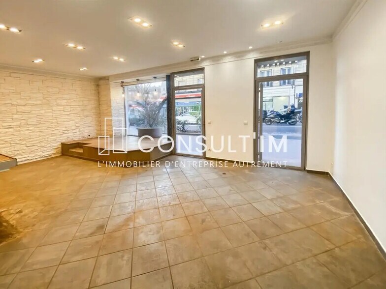 Local commercial dans Saint-Mandé à louer - Photo intérieure – Image 1 sur 6