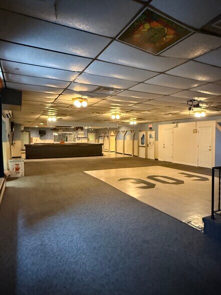 1210 N 5th St, Stroudsburg, PA à louer - Photo de l’immeuble – Image 2 sur 18