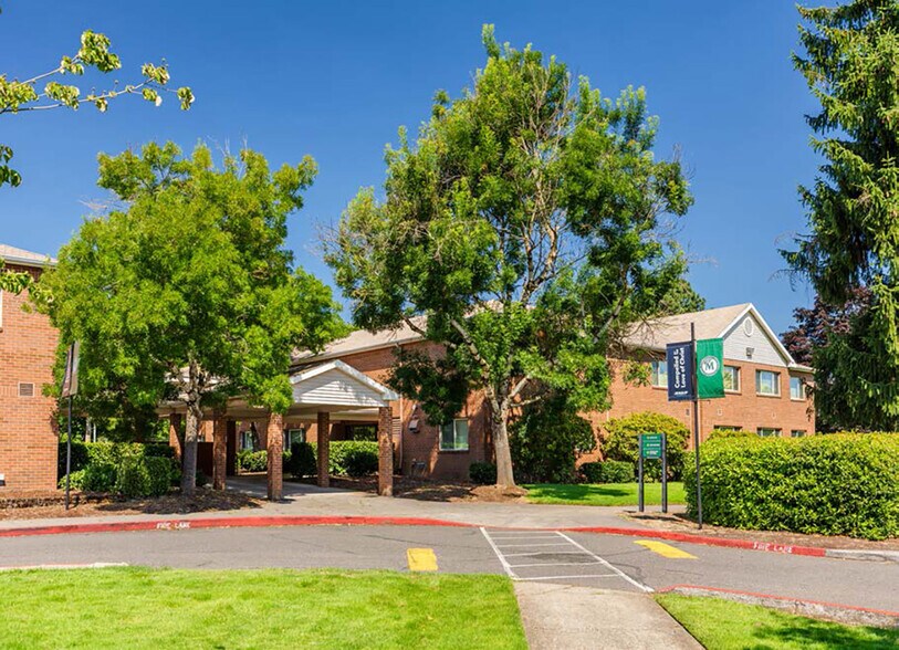 8435 NE Glisan St, Portland, OR à vendre - Photo de l’immeuble – Image 3 sur 17