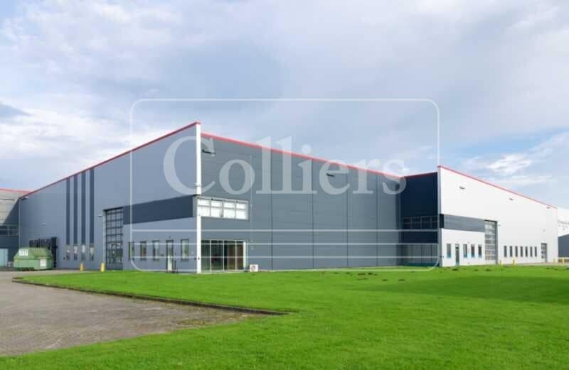 Industriel/Logistique dans Port-Saint-Louis-du-Rhône à louer - Photo de l’immeuble – Image 3 sur 8