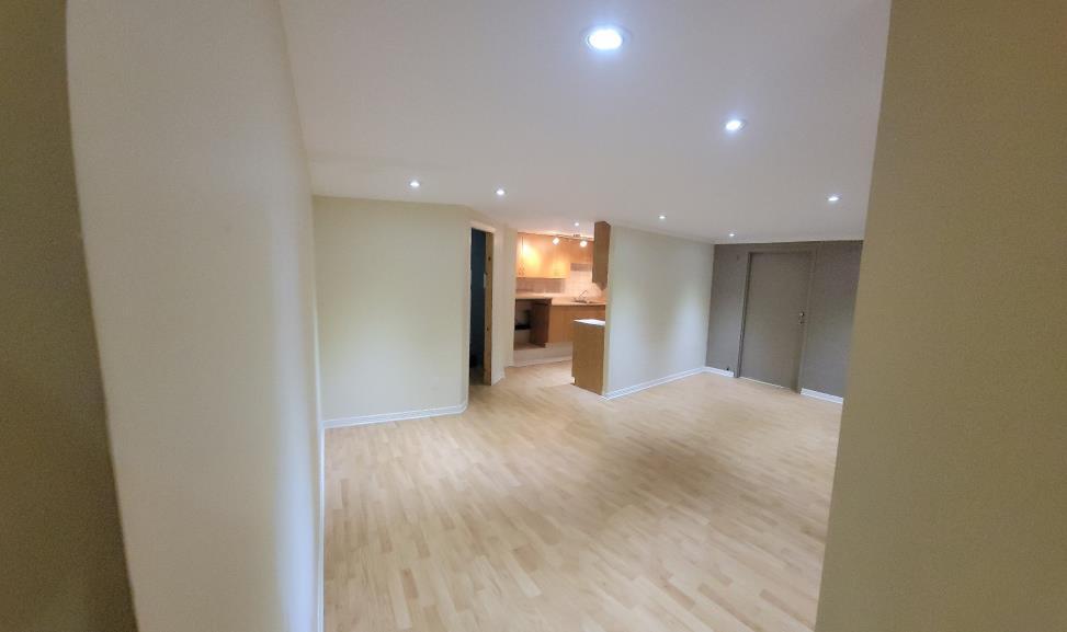 24-30 Rue Saint-Eustache, Saint-eustache, QC à louer - Photo de l’immeuble – Image 3 sur 5