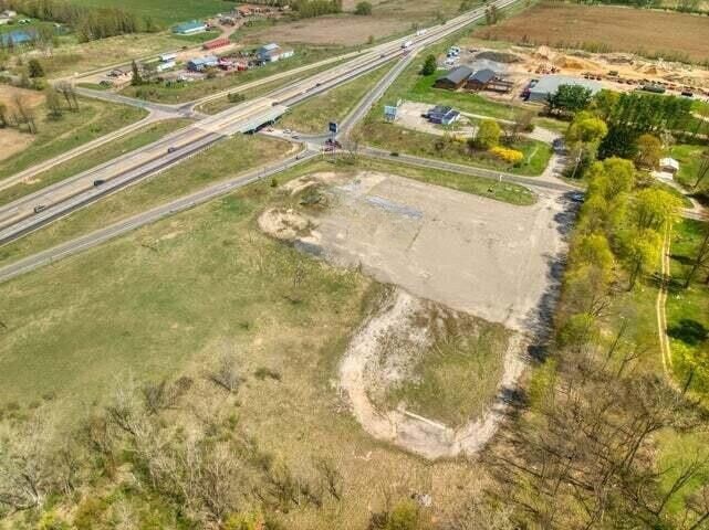 2496 N Parma Rd, Parma, MI à vendre - Photo de l’immeuble – Image 2 sur 9