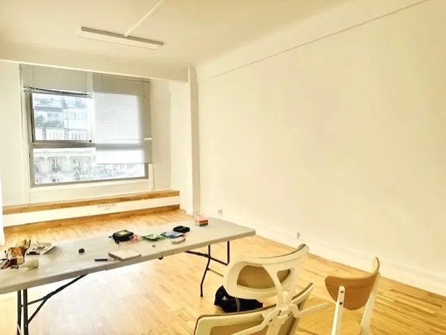 94 Rue Saint-Lazare, Paris à louer Photo principale– Image 1 sur 32