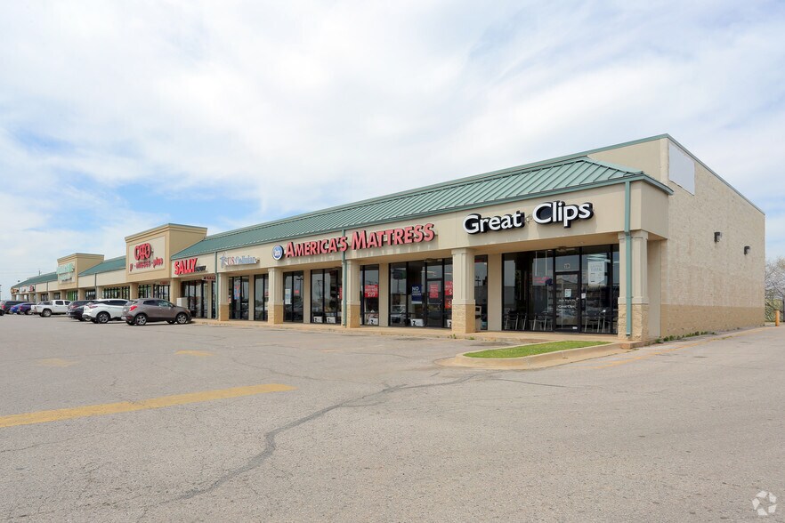 4903 N Union Ave, Shawnee, OK à louer - Photo de l’immeuble – Image 2 sur 8