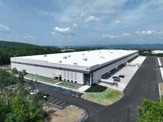 Plus de détails pour 4555 Oldfield Blvd, Pittston, PA - Industriel/Logistique à louer