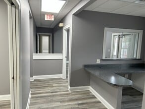 68 N High St, New Albany, OH à louer Photo intérieure– Image 2 sur 5