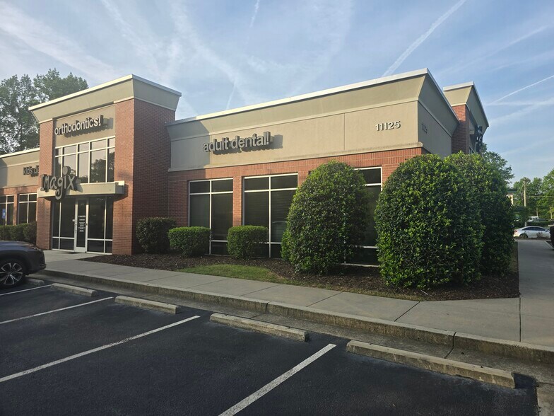 11125 Jones Bridge Rd, Alpharetta, GA à vendre - Photo de l’immeuble – Image 2 sur 21