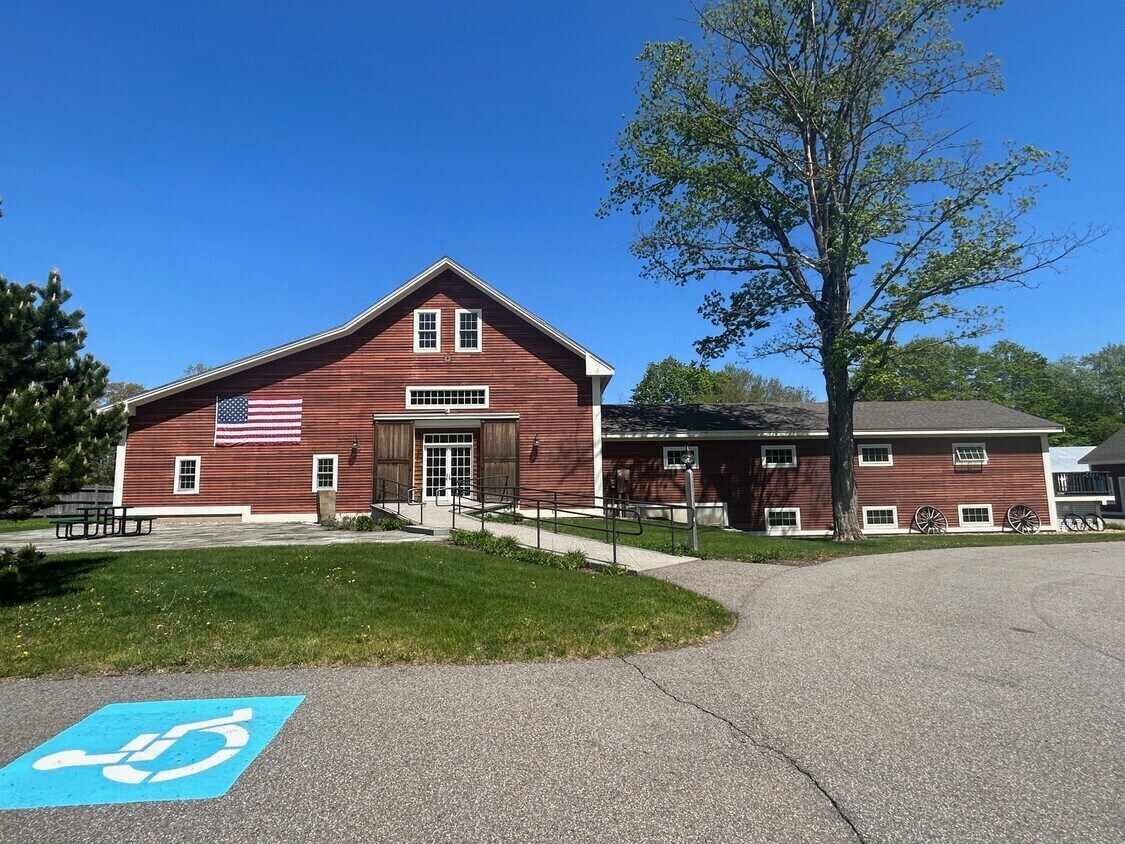 244 Amesbury Rd, Kensington, NH à vendre Photo principale– Image 1 sur 25