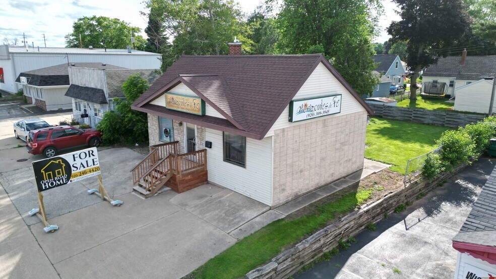 802 S Military Ave, Green Bay, WI à vendre - Photo de l’immeuble – Image 1 sur 24