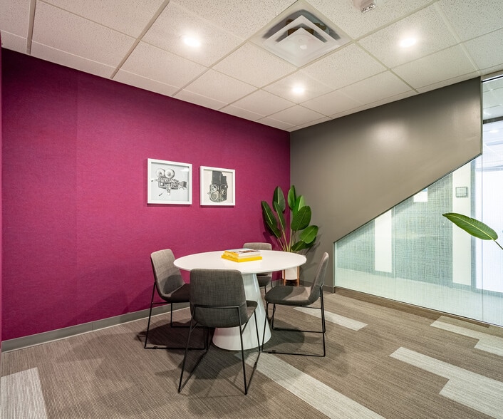 4099 McEwen Rd, Dallas, TX à louer - Photo intérieure – Image 2 sur 5