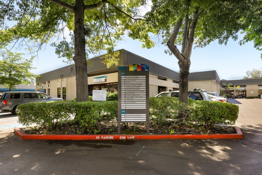 320 Tesconi Cir, Santa Rosa, CA à louer - Photo de l’immeuble – Image 3 sur 11