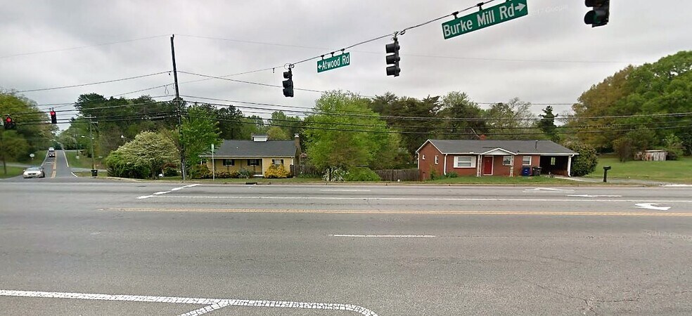 2160-2170 S Stratford Rd, Winston-Salem, NC à vendre - Photo de l’immeuble – Image 1 sur 5
