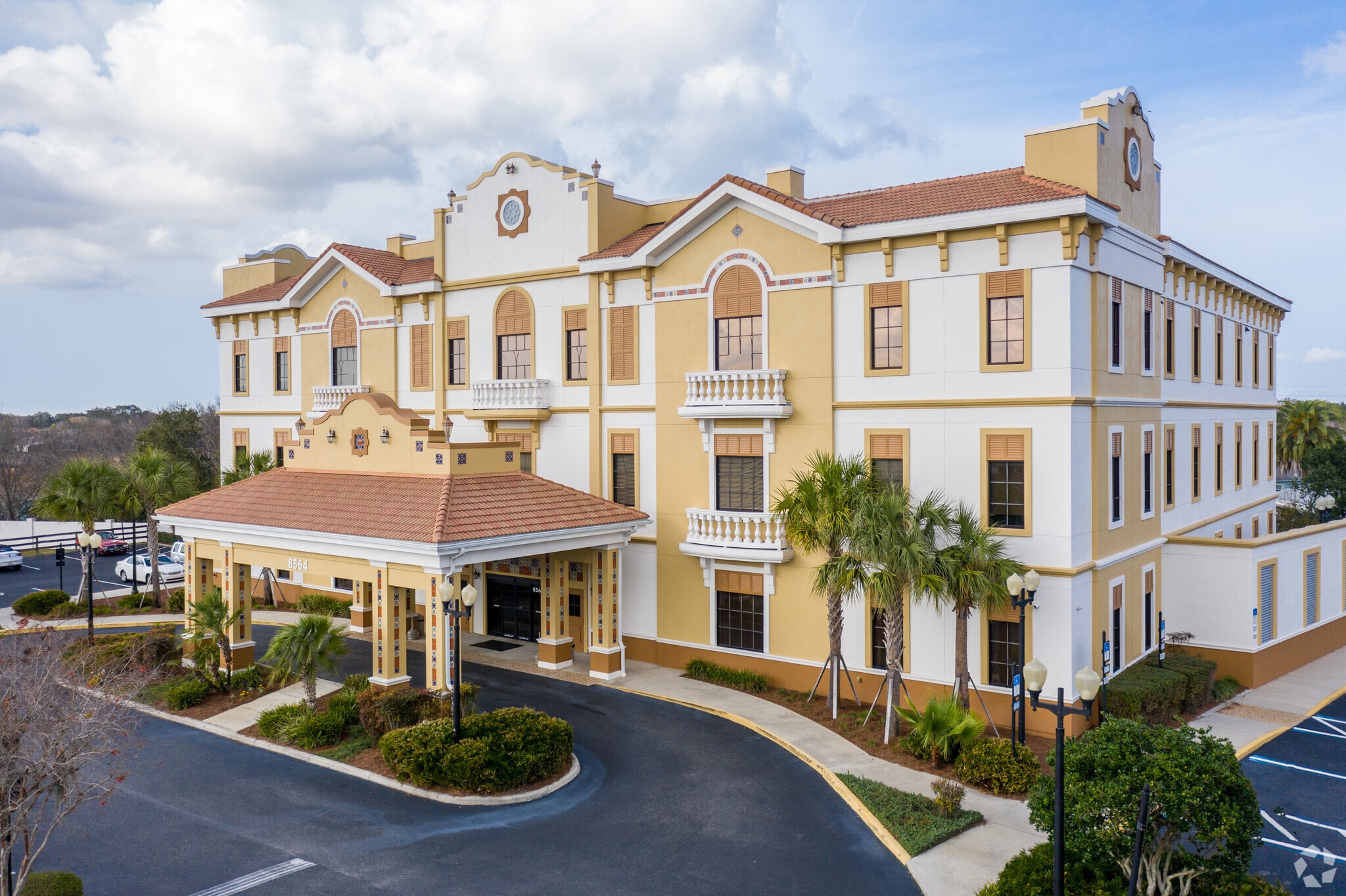 8500-8564 E County Road 466, The Villages, FL à louer Photo principale– Image 1 sur 18