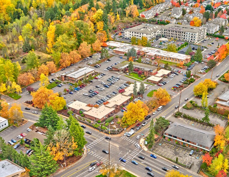 4300 Talbot Rd S, Renton, WA à louer - Photo de l’immeuble – Image 2 sur 28