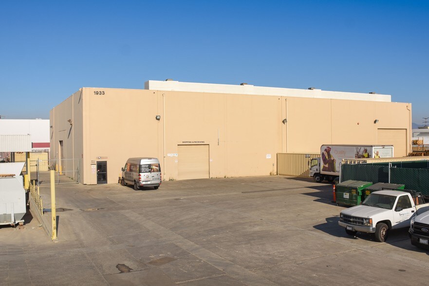 1933 Deere Ave, Irvine, CA à louer - Photo de l’immeuble – Image 3 sur 7