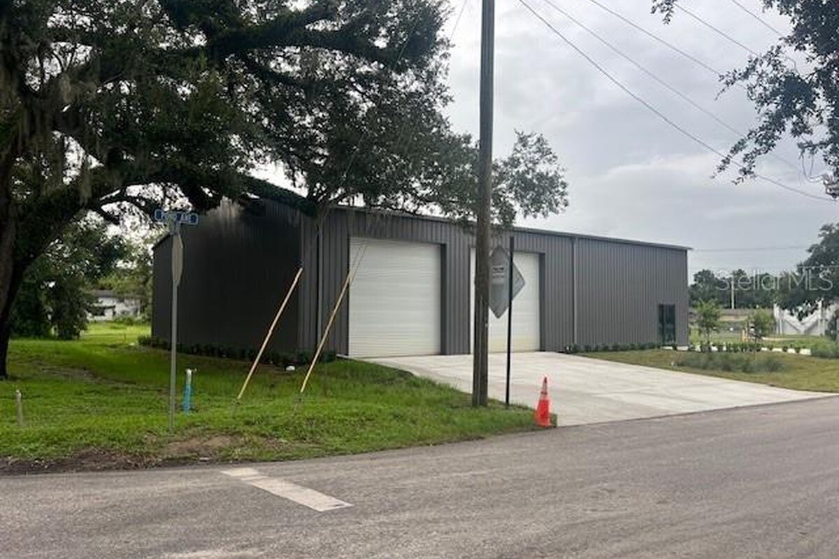 14618 6th St, Dade City, FL à vendre Photo de l’immeuble– Image 1 sur 18