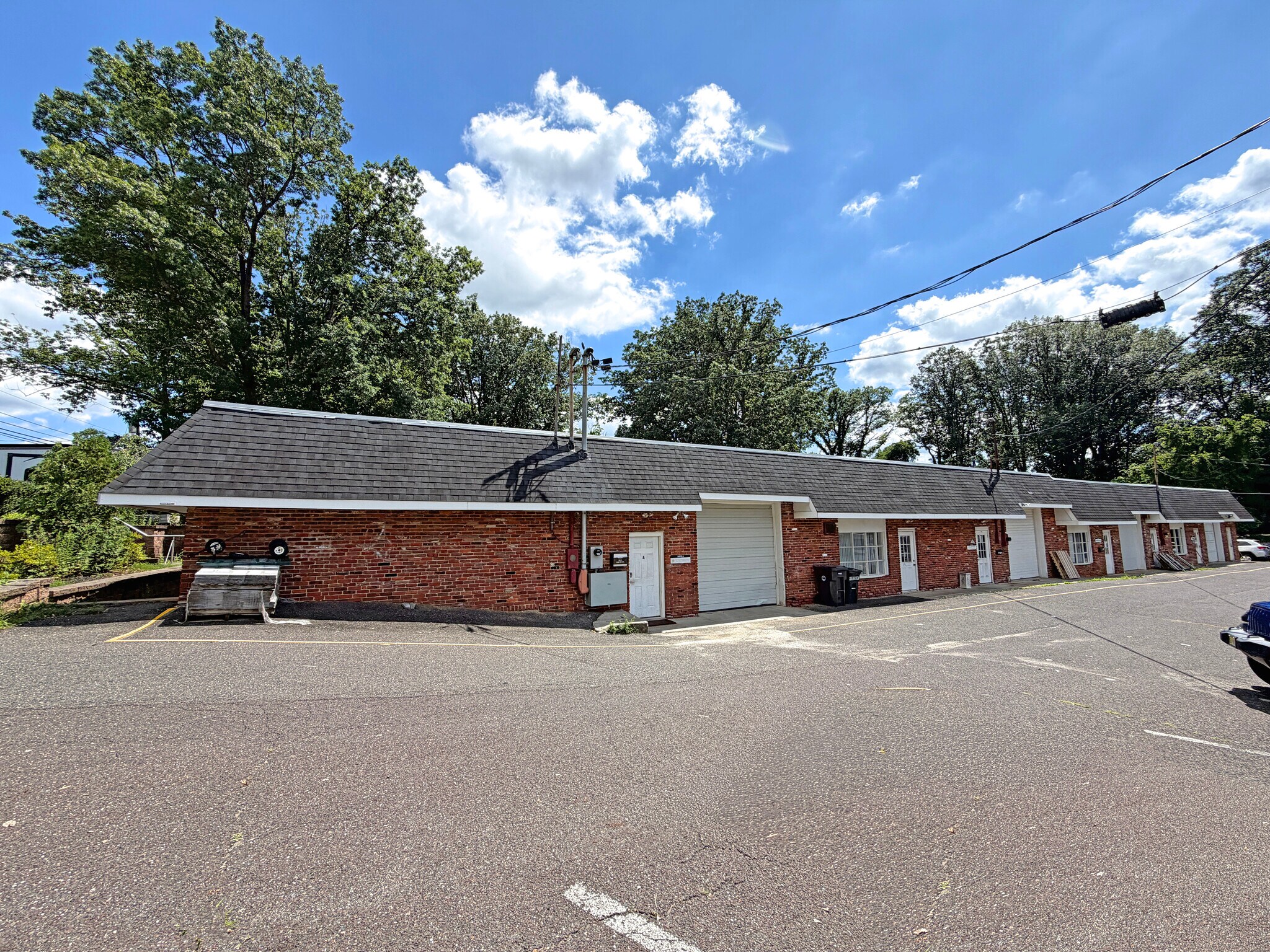 521 Irish Hill Rd, Runnemede, NJ à vendre Photo de l’immeuble– Image 1 sur 18