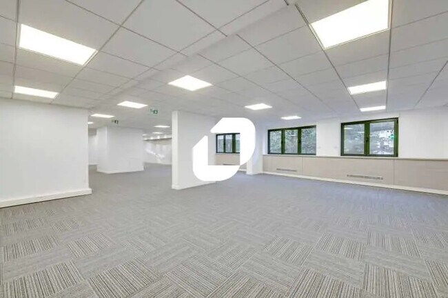 Plus de détails pour 20 Ter Rue De Bezons, Courbevoie - Logement à vendre