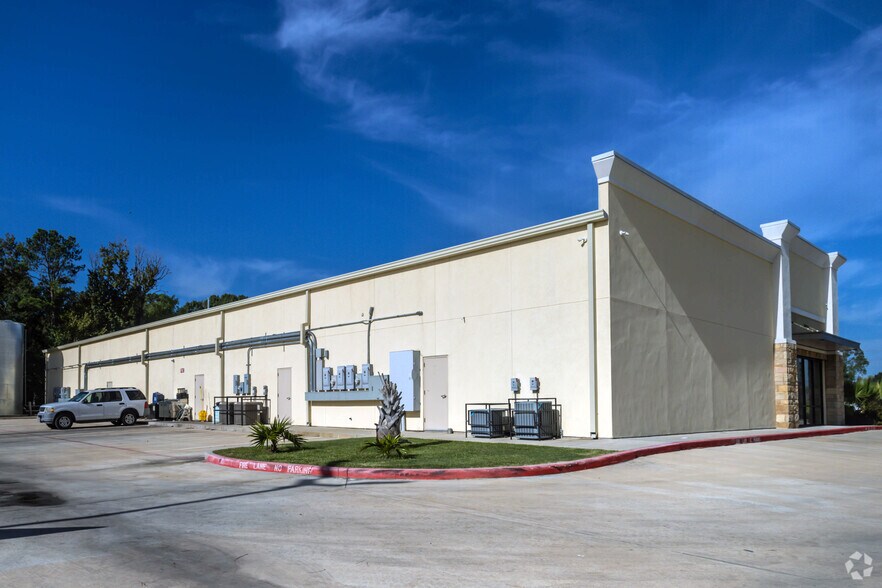 28910 Hardin Store Rd, Magnolia, TX à vendre - Photo de l’immeuble – Image 2 sur 16