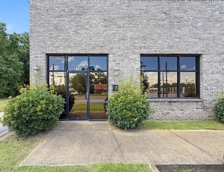 514 Hargrove Rd E, Tuscaloosa, AL à louer - Photo de l’immeuble – Image 2 sur 13