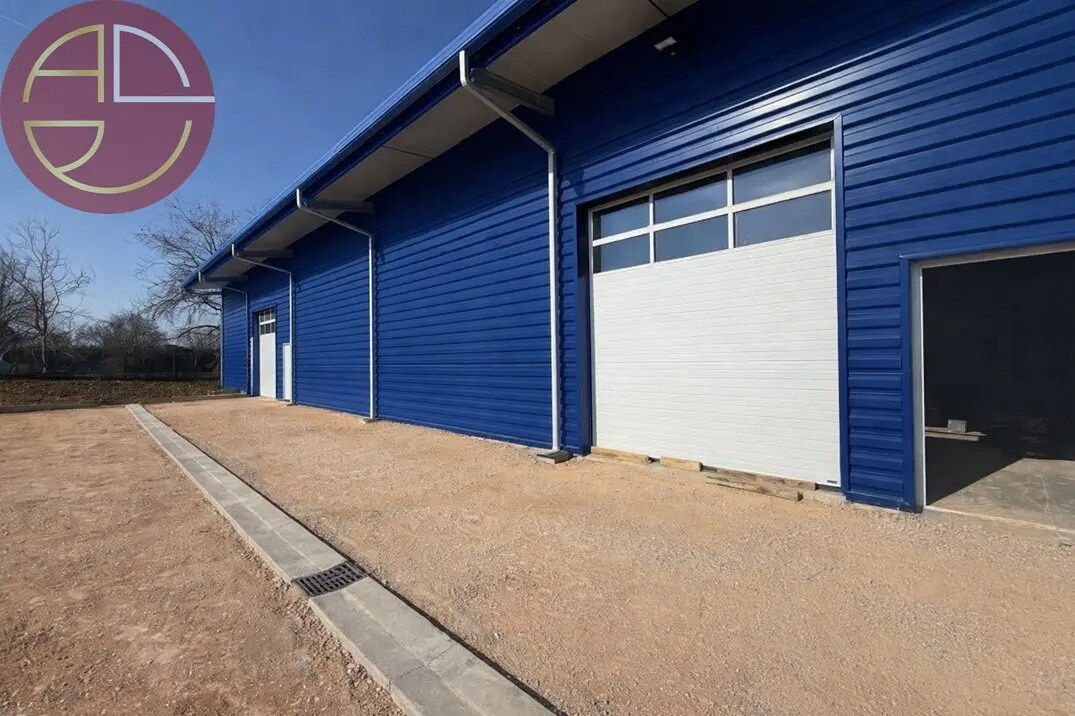 Industriel/Logistique dans Garidech à louer Photo de l’immeuble– Image 1 sur 6