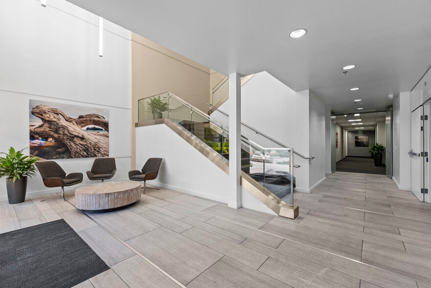 26635-26637 W Agoura Rd, Calabasas, CA à louer - Photo intérieure – Image 3 sur 13