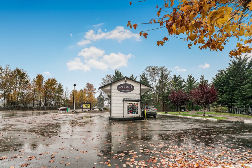 7214 Bridgeport Way W, Lakewood, WA à vendre - Photo de l’immeuble – Image 3 sur 13