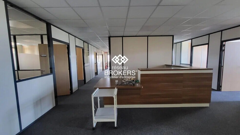 Bureau dans Le Havre à louer - Photo de l’immeuble – Image 1 sur 4