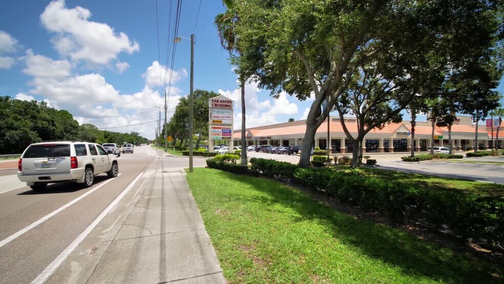 5301-5553 Fruitville Rd, Sarasota, FL à louer - Vidéo sur l’annonce professionnelle – Image 2 sur 61