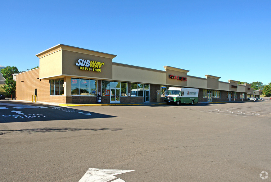 2670-2730 E County E Rd, White Bear Lake, MN à louer - Photo principale – Image 1 sur 3