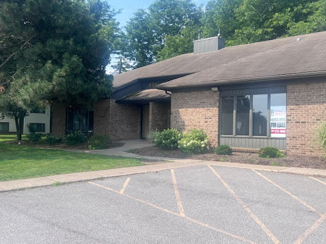 492-496 White Spruce Blvd, Rochester, NY à vendre - Photo principale – Image 1 sur 11