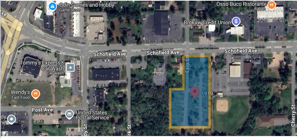 1919 Schofield Ave, Weston, WI à vendre - Photo principale – Image 1 sur 13