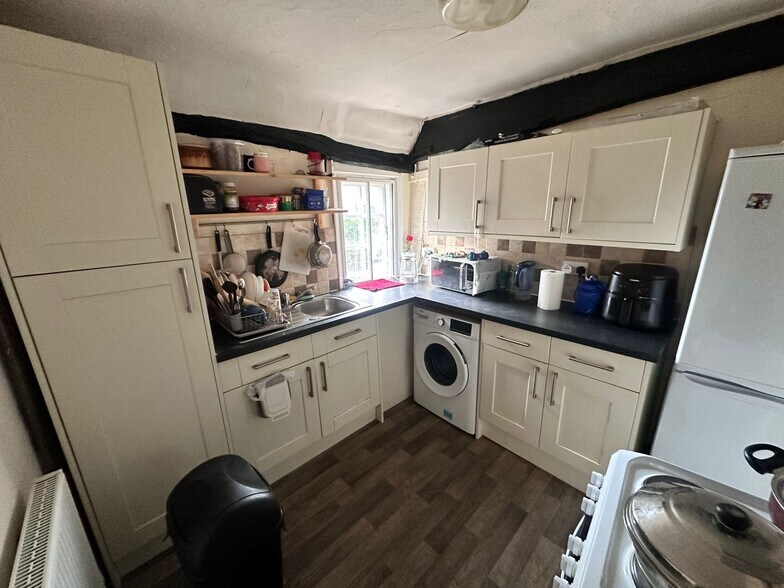 1-5 Hitchin St, Baldock à vendre - Photo de l’immeuble – Image 2 sur 6