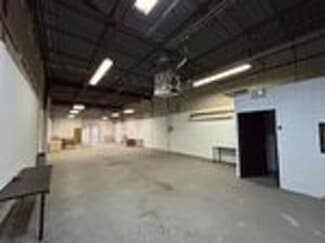 Plus de détails pour 286 Attwell Dr, Toronto, ON - Industriel/Logistique à louer