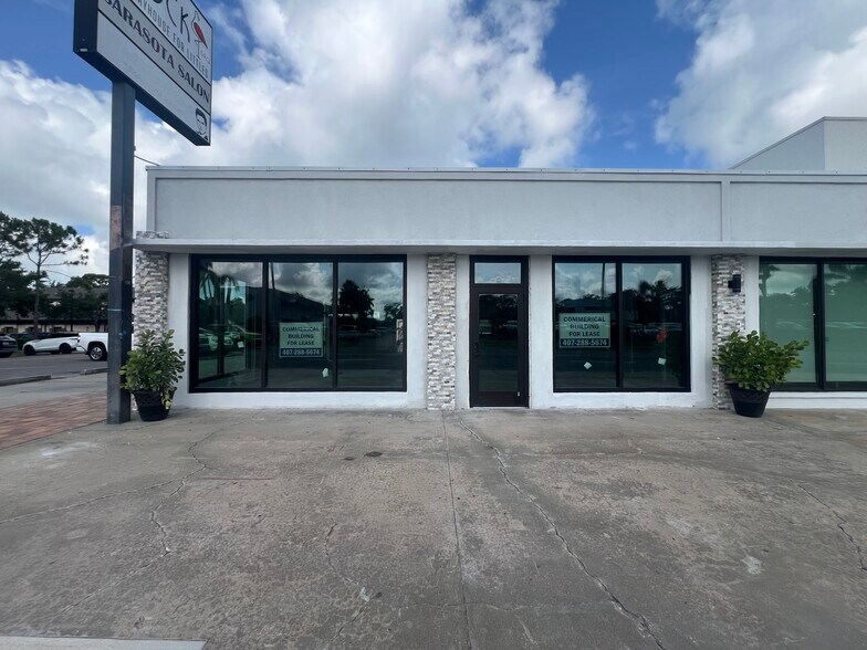 660 S Washington Blvd, Sarasota, FL à louer - Photo de l’immeuble – Image 1 sur 10