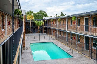 Plus de détails pour 1910 Southern Ave, Biloxi, MS - Logement à vendre