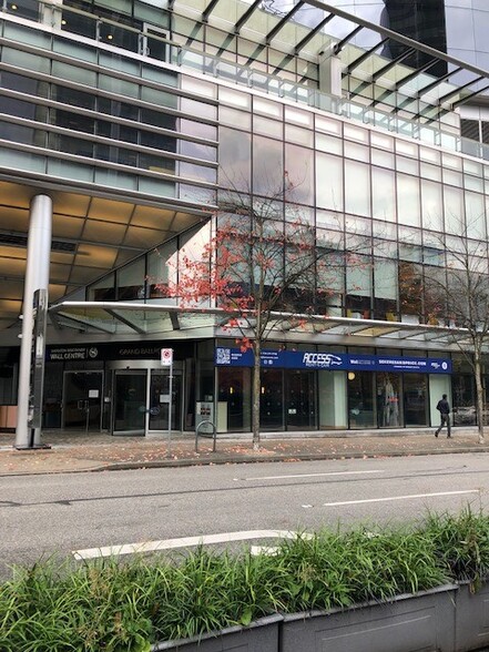 1060 Hornby St, Vancouver, BC à louer - Photo de l’immeuble – Image 3 sur 13